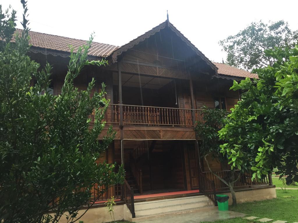 Happy Paradise Kampung Janda Baik Bagian luar foto